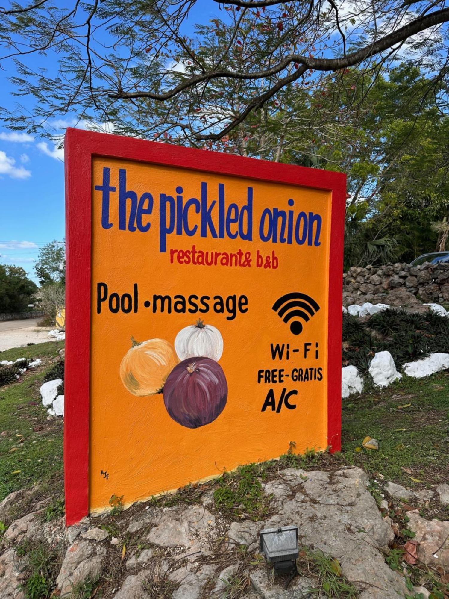 The Pickled Onion B&B And Restaurant Uxmal Santa Elena Exterior foto